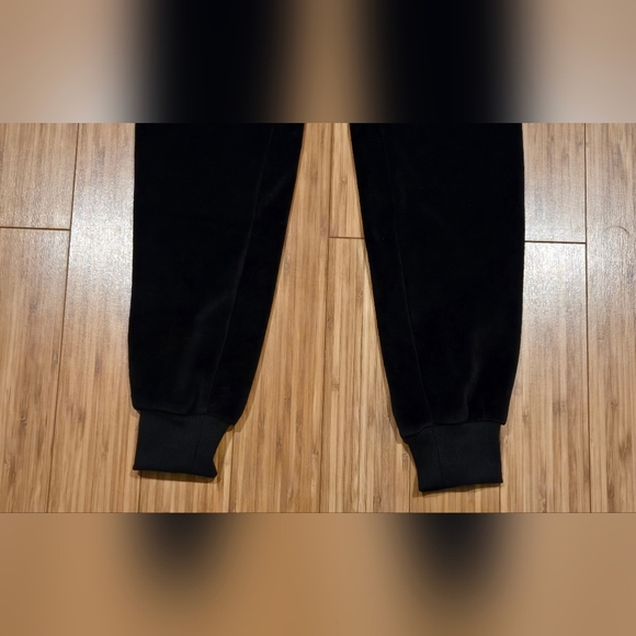 NWT Central Park Black Velour Joggers - Picture 2 of 6